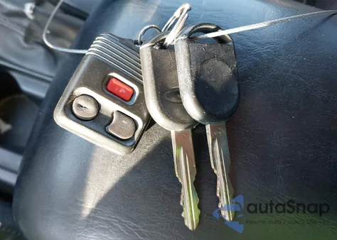 2006 Ford Escape Limited z USA, uszkodzony, nr VIN 1FMCU94136KA24164